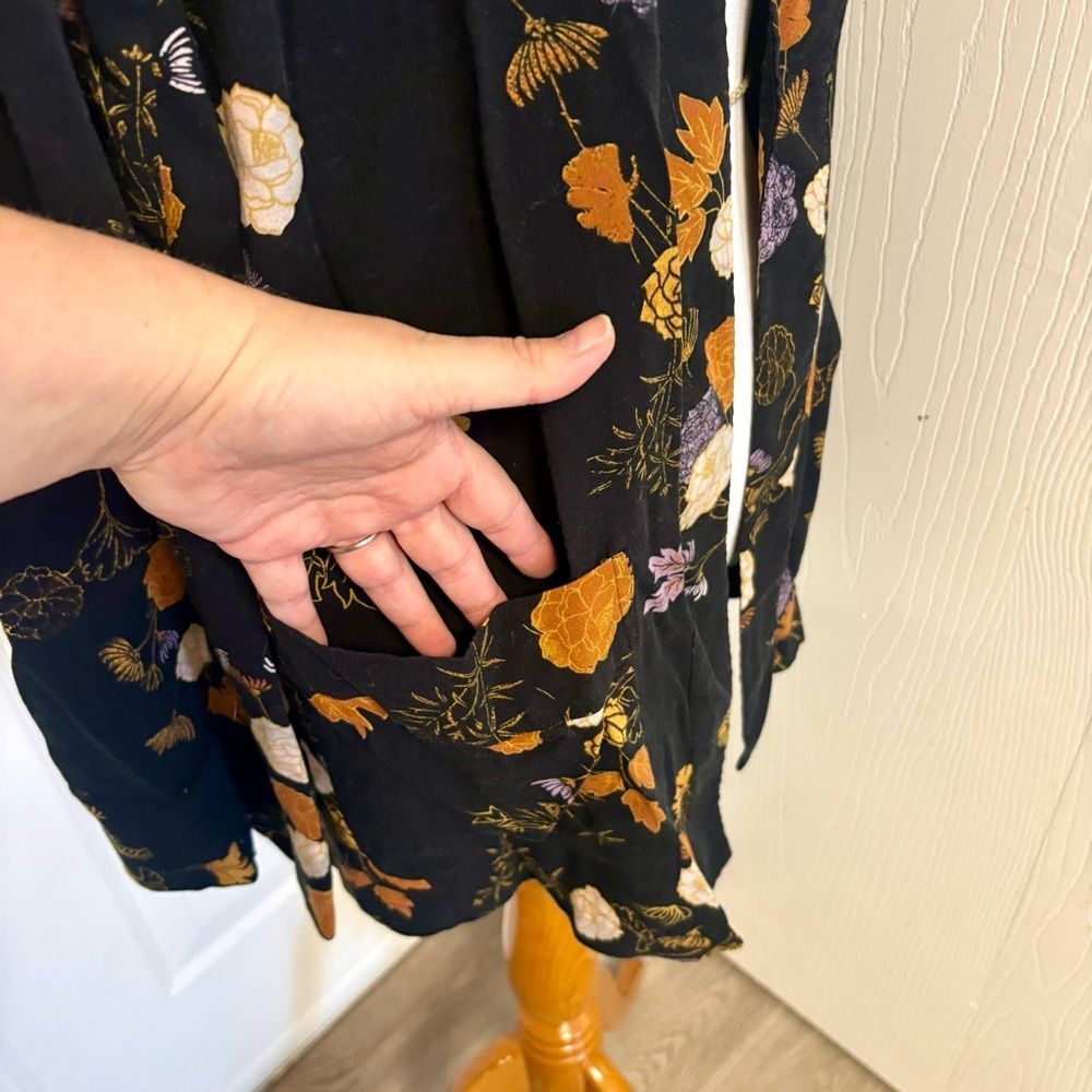 Free People Wrap It Up Floral Jacket Kimono F3 - Picture 4 of 9